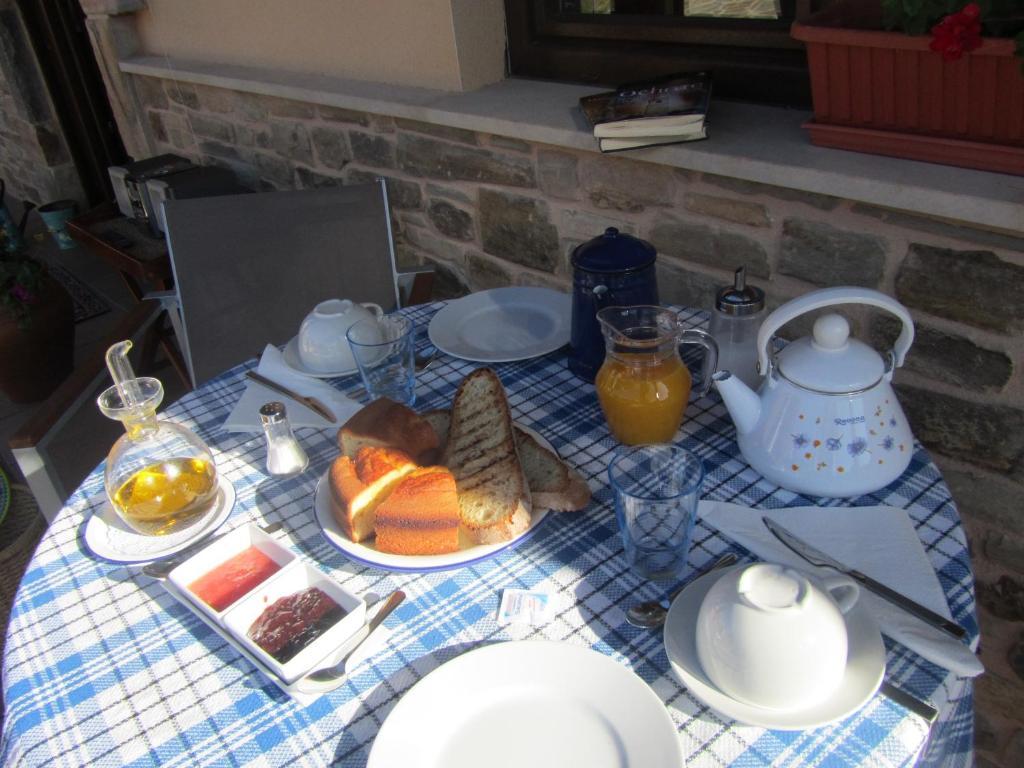 La Posada De Toribia Val De San Lorenzo Dış mekan fotoğraf