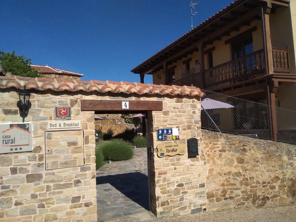 La Posada De Toribia Val De San Lorenzo Dış mekan fotoğraf