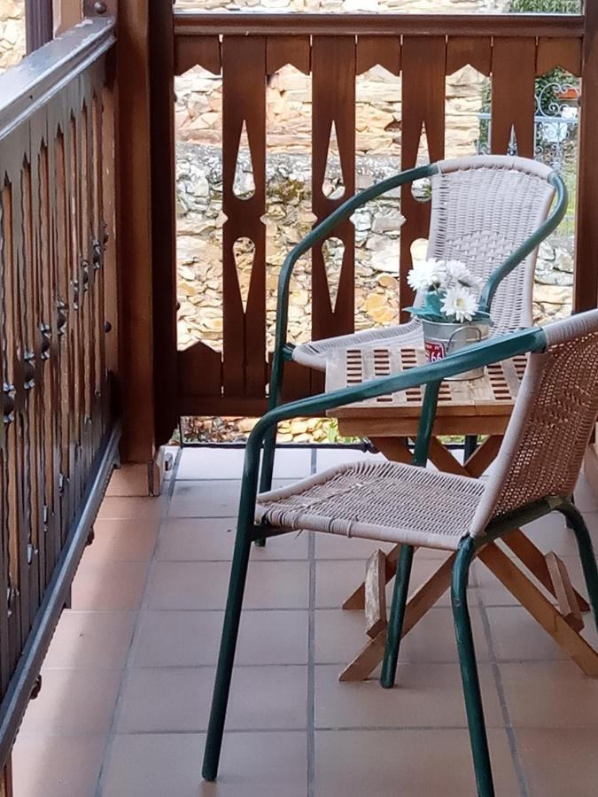 La Posada De Toribia Val De San Lorenzo Dış mekan fotoğraf